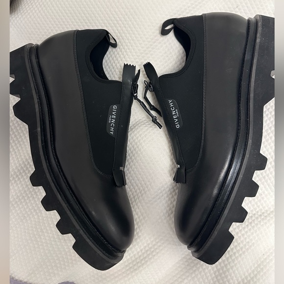 Givenchy Zip Combat Shoe, Black, Size 39 - Picture 6 of 10